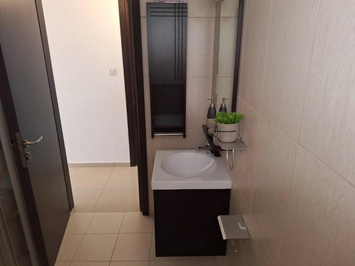 Paramount Gardens D204 * Терсефану